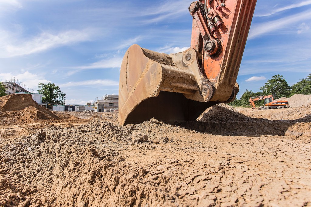 Die Bagger rollen in diesem Jahr gleich an vielen Stellen im Neusser Stadtgebiet an. Läuft alles nach Plan, sind bis zum Ende des Jahres 400 bezahlbare Wohnungen im Bau.
