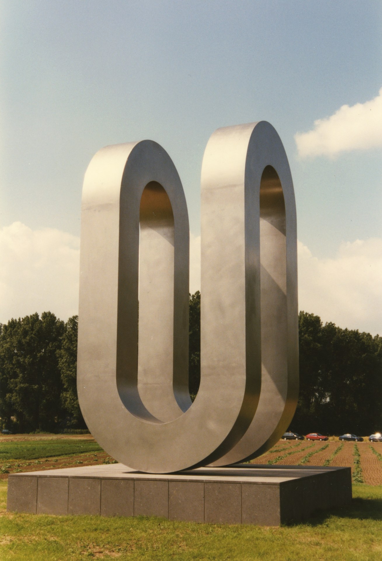 "Schleife", Stresemannallee